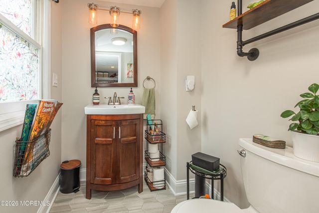 167 Bridge Avenue, Red Bank, NJ 07701