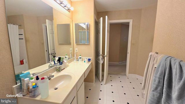 855 QUEENS PARK DR, Owings Mills, MD 21117