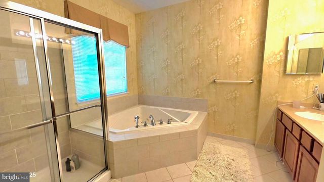 855 QUEENS PARK DR, Owings Mills, MD 21117