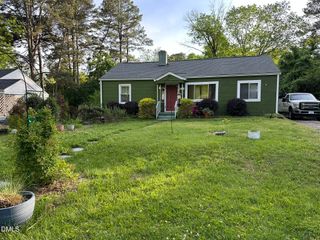 1516 London Circle, Durham, NC 27701