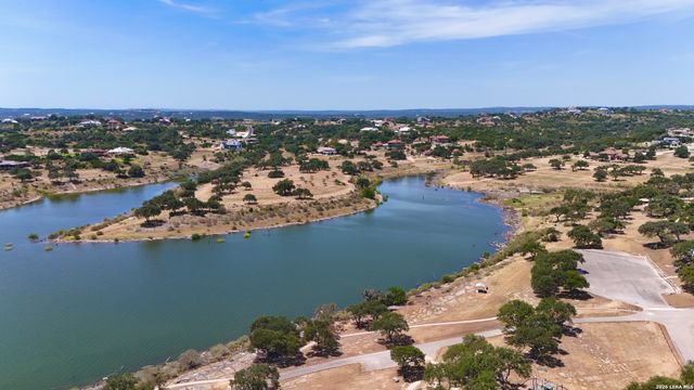 527 ROSINWEED DR, Spring Branch, TX 78070