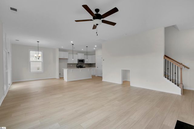 168 Hunter Ridge Drive, Boiling Springs, SC 29316