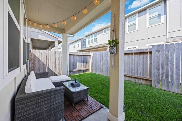 1512 Parkland Oak Drive, Houston, TX 77084