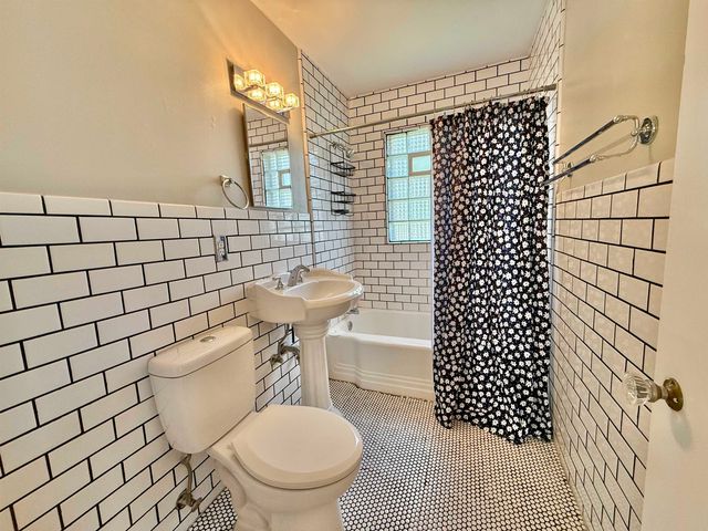 421 N Harding, Wichita, KS 67208