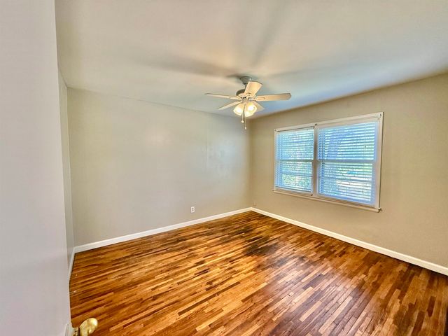 421 N Harding, Wichita, KS 67208