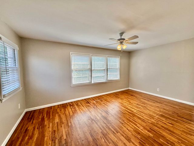 421 N Harding, Wichita, KS 67208