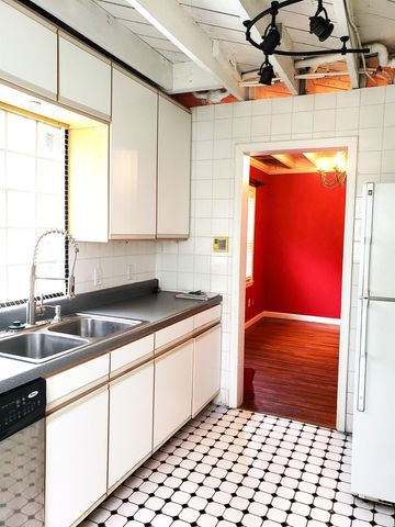 421 N Harding, Wichita, KS 67208