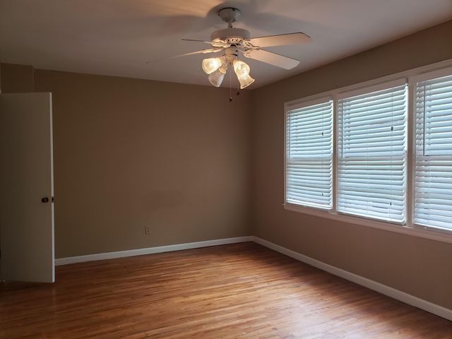 421 N Harding, Wichita, KS 67208