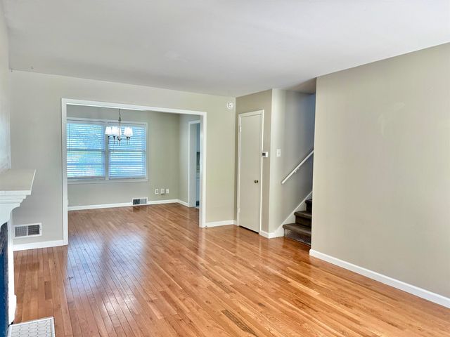 421 N Harding, Wichita, KS 67208