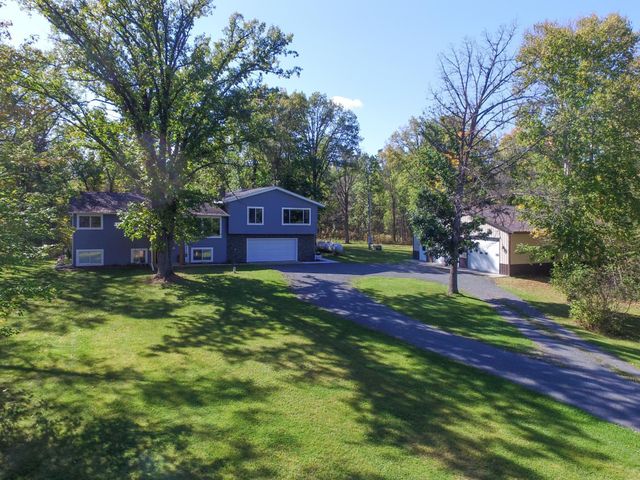 3100 Island View Drive NE, Bemidji, MN 56601