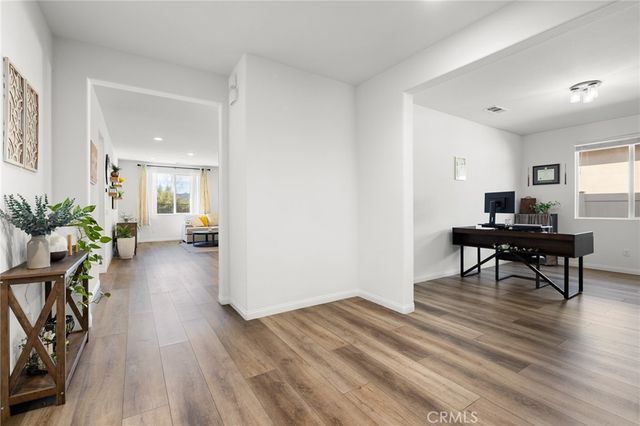 29807 Saddle Ranch Place, Menifee, CA 92584