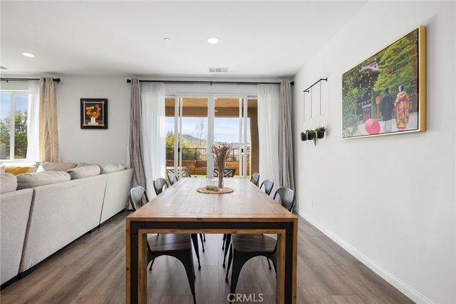 29807 Saddle Ranch Place, Menifee, CA 92584