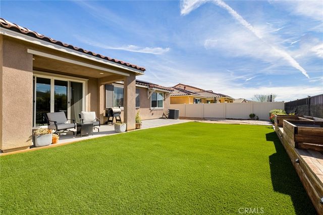 29807 Saddle Ranch Place, Menifee, CA 92584
