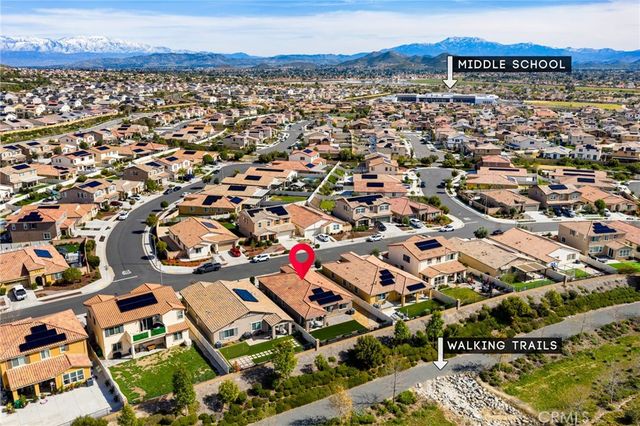29807 Saddle Ranch Place, Menifee, CA 92584