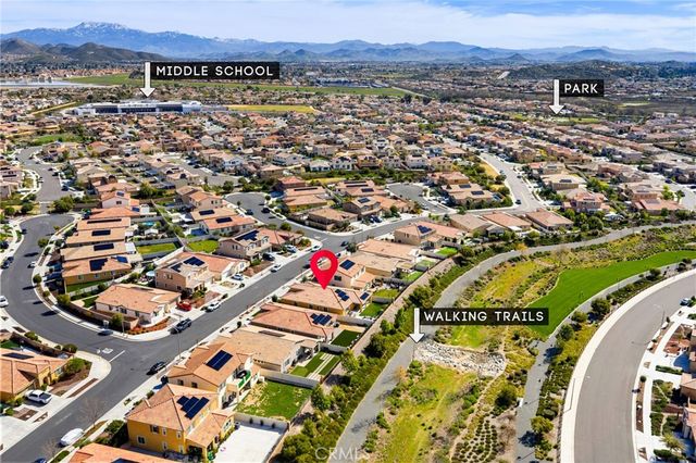 29807 Saddle Ranch Place, Menifee, CA 92584