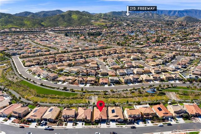 29807 Saddle Ranch Place, Menifee, CA 92584