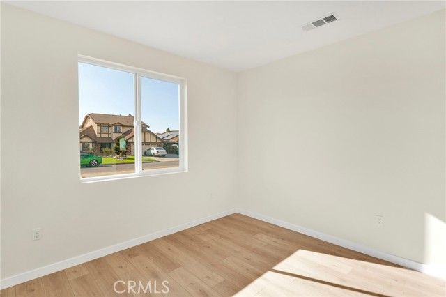 13525 Sea Gull Dr, Victorville, CA 92395