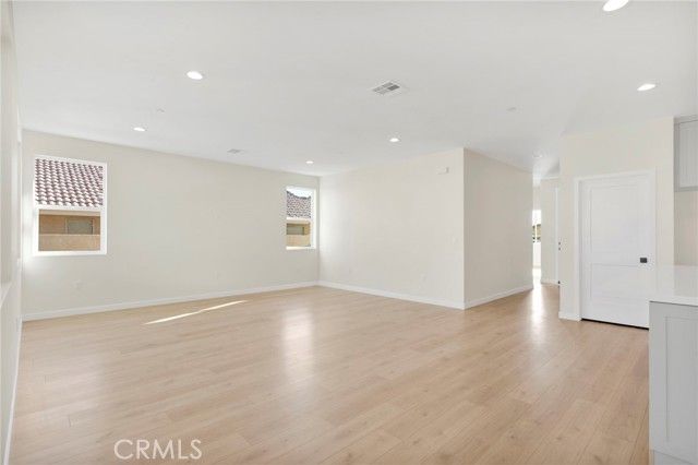 13525 Sea Gull Dr, Victorville, CA 92395