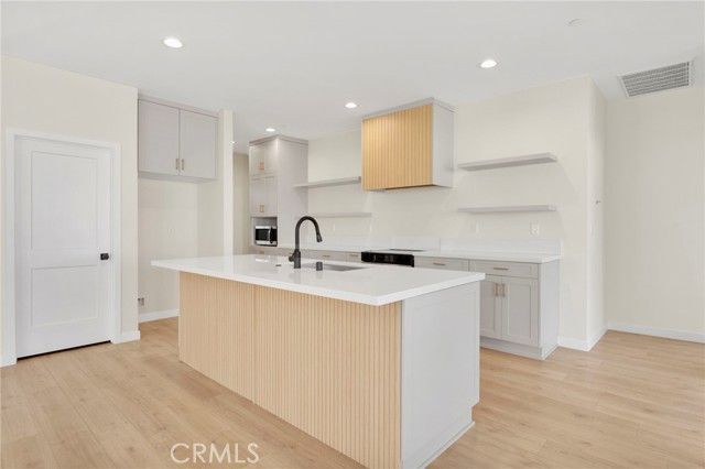 13525 Sea Gull Dr, Victorville, CA 92395