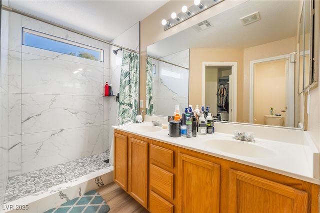 5857 Rainbow Bridge Drive, Las Vegas, NV 89142