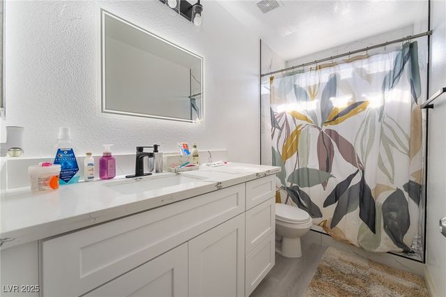 5857 Rainbow Bridge Drive, Las Vegas, NV 89142