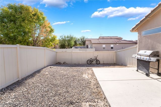 5857 Rainbow Bridge Drive, Las Vegas, NV 89142