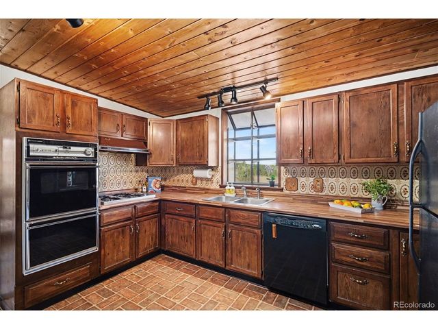 26003 Morris Ave, Conifer, CO 80433