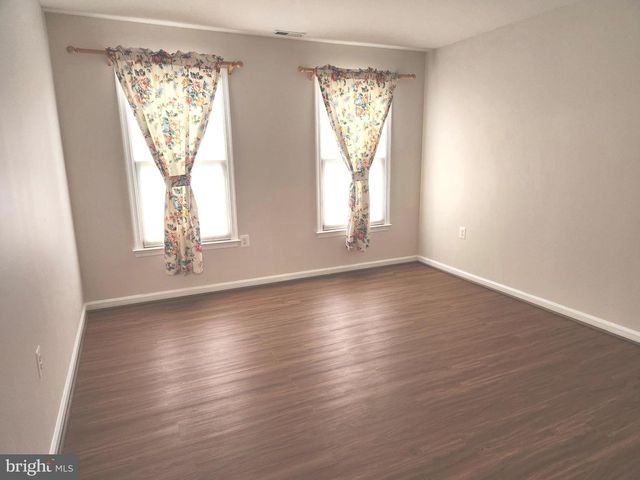 21218 EDGEWOOD CT, Sterling, VA 20165
