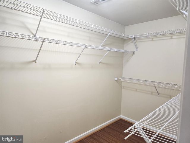 21218 EDGEWOOD CT, Sterling, VA 20165