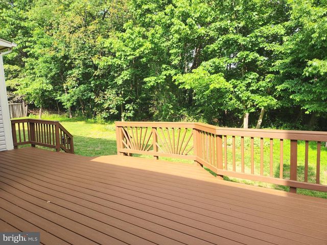 21218 EDGEWOOD CT, Sterling, VA 20165