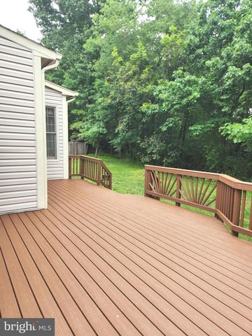 21218 EDGEWOOD CT, Sterling, VA 20165