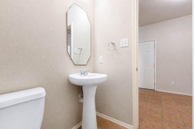 10311 Whisper Bluff Drive, Humble, TX 77396