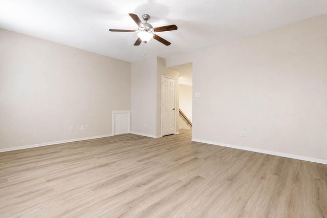 10311 Whisper Bluff Drive, Humble, TX 77396