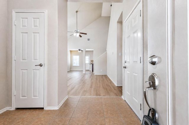 10311 Whisper Bluff Drive, Humble, TX 77396
