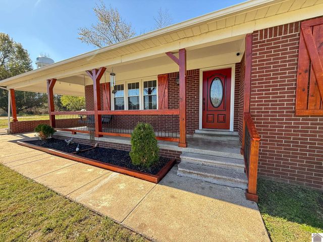 5483 State Route 97, Mayfield, KY 42066