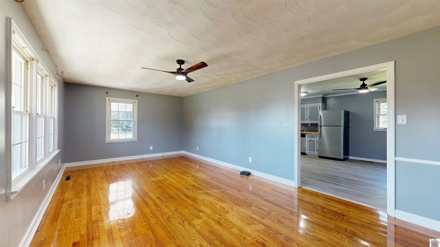 5483 State Route 97, Mayfield, KY 42066