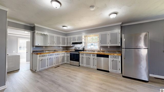 5483 State Route 97, Mayfield, KY 42066