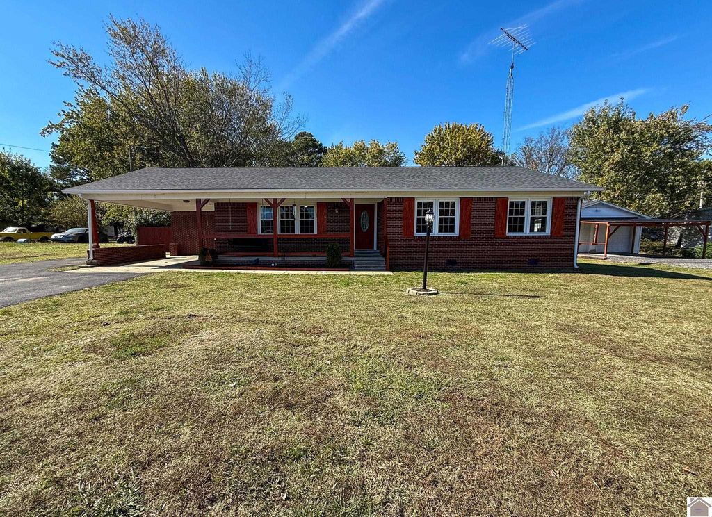 5483 State Route 97, Mayfield, KY 42066