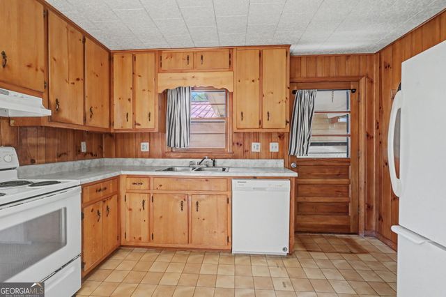 2761 Germany Road, Clayton, GA 30525