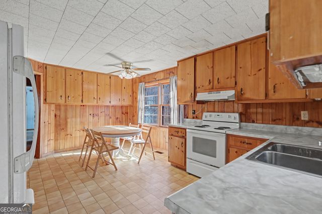 2761 Germany Road, Clayton, GA 30525