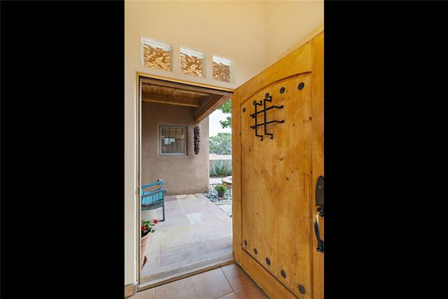 5 Rico Court, Santa Fe, NM 87508
