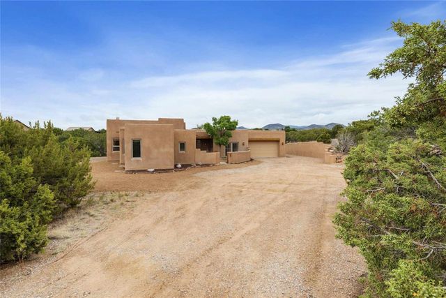 5 Rico Court, Santa Fe, NM 87508