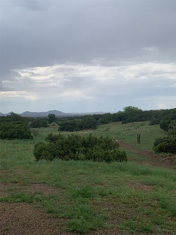 5 Rico Court, Santa Fe, NM 87508