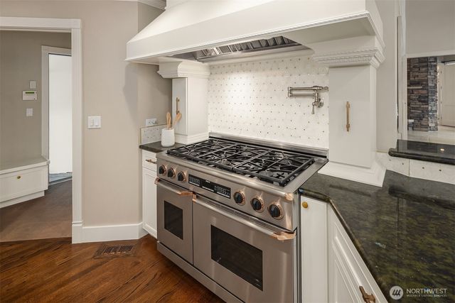 21219 SE 39th Street, Sammamish, WA 98075