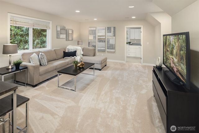 21219 SE 39th Street, Sammamish, WA 98075