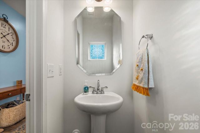 371 Copes Court, Kannapolis, NC 28081