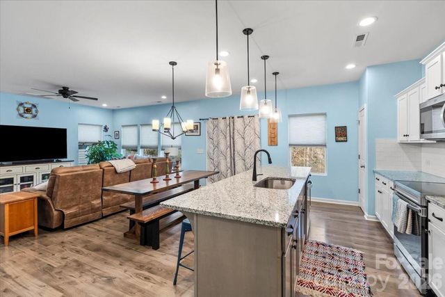 371 Copes Court, Kannapolis, NC 28081