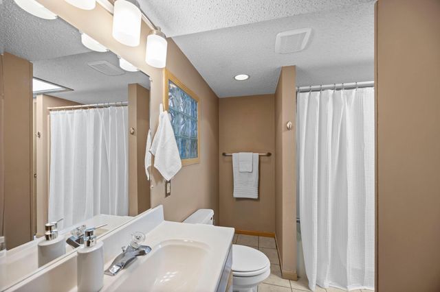 4240 Braddock Trail, Eagan, MN 55123