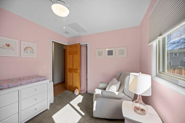 4240 Braddock Trail, Eagan, MN 55123