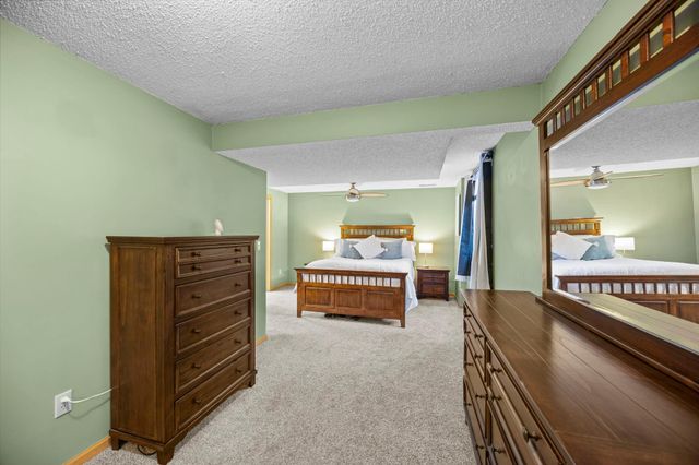 4240 Braddock Trail, Eagan, MN 55123